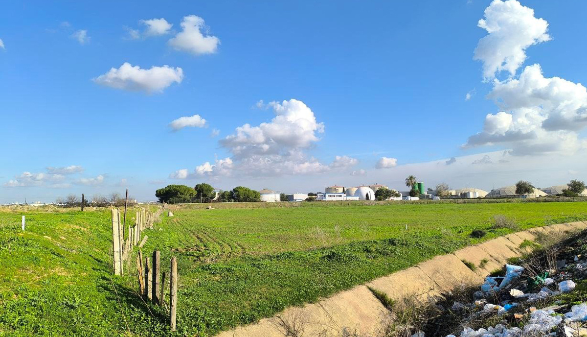 Acuerdo con EMASESA para la cesión de unos terrenos junto al tramo final del Canal Principal