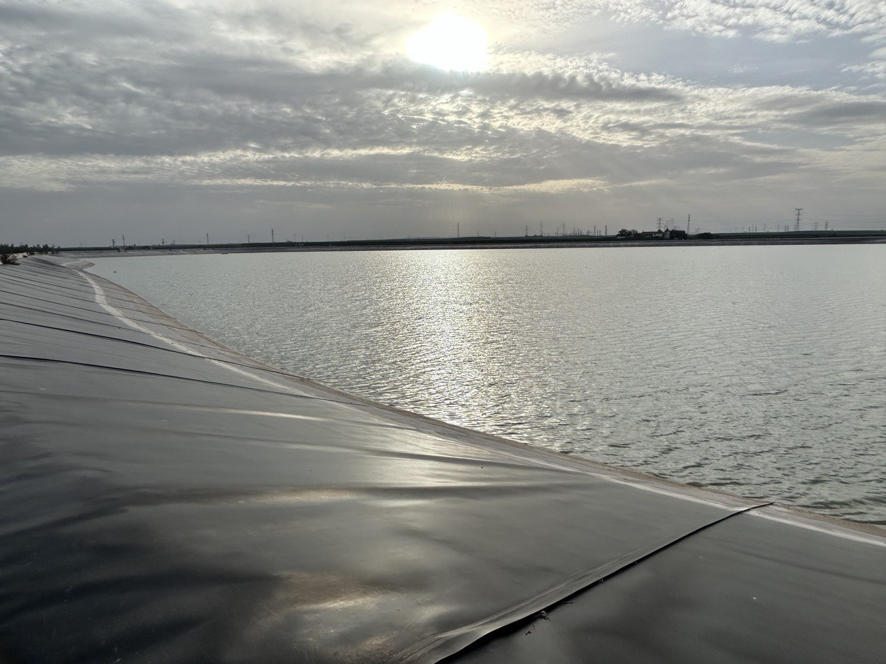 Más de dos meses sin necesidad de utilizar nuestras reservas: sólo se ha utilizado el agua de las balsas para las maniobras contra las especies invasoras