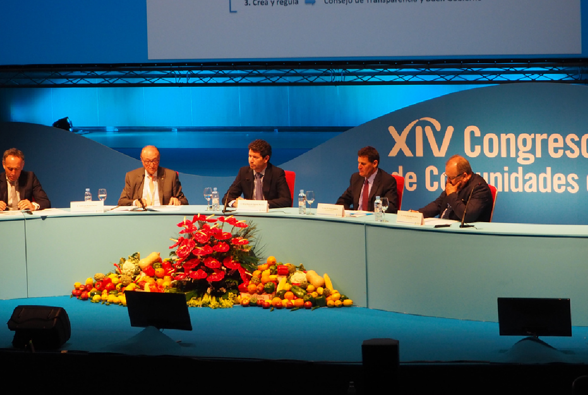 BORJA ROCA DE TOGORES PRESIDIÓ LA PRIMERA MESA REDONDA DEL CONGRESO NACIONAL DE ALICANTE
