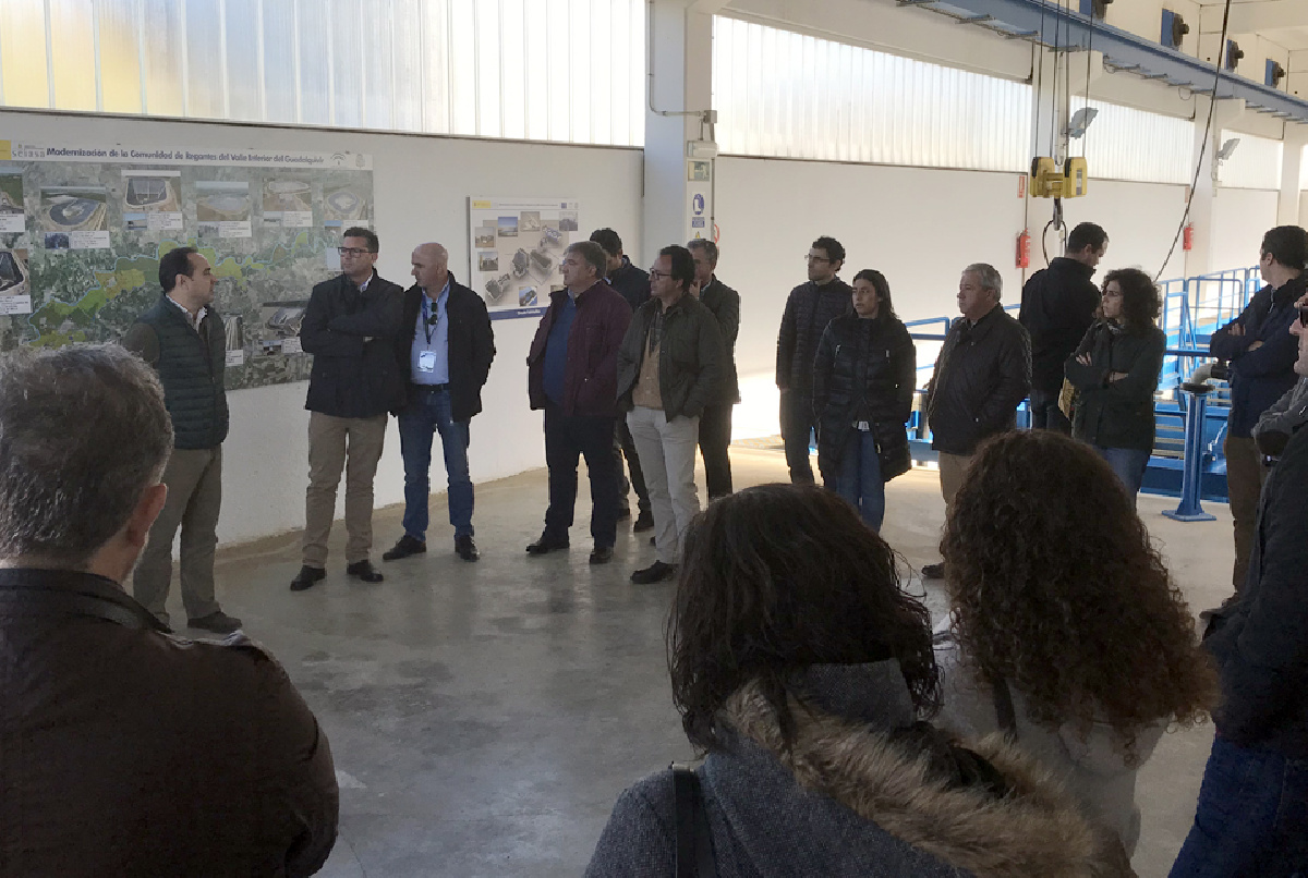 VISITA A LA COMUNIDAD EN EL MARCO DE UNA JORNADA ORGANIZADA POR REGABER