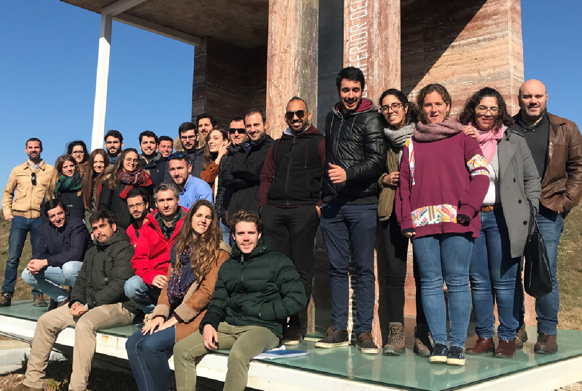 VISITA A NUESTRAS INSTALACIONES DE LOS ALUMNOS DEL MASTER DE INGENIERÍA AGRONÓMICA DE LA UNIVERSIDAD DE SEVILLA