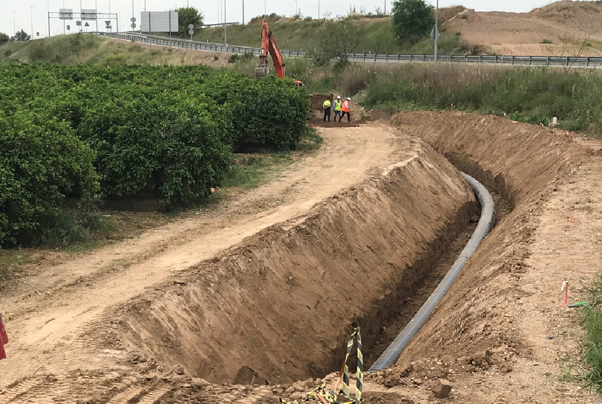 AFECCIÓN POR LAS OBRAS DEL VIADUCTO QUE CRUZA LA URBANIZACIÓN PAGO DE ENMEDIO