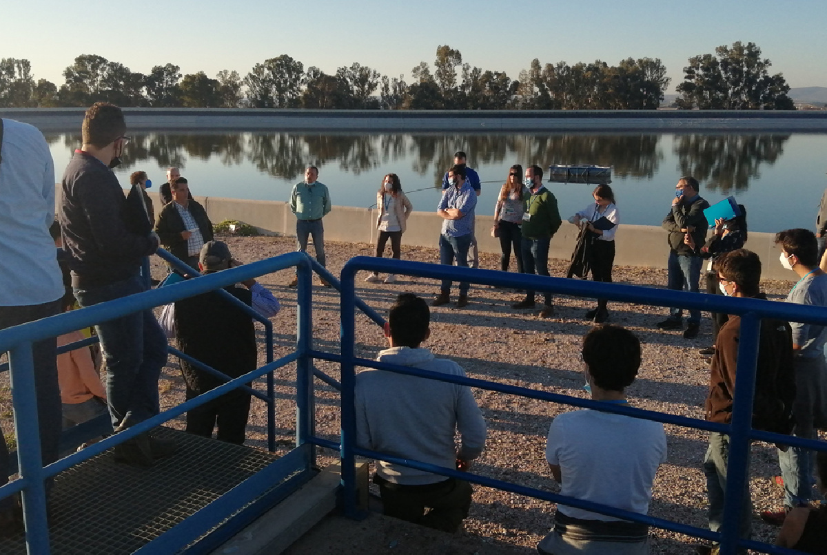 VISITA DE LOS ALUMNOS DEL CURSO INTERNACIONAL DE DISEÑO, GESTIÓN E INNOVACIÓN EN EL REGADÍO