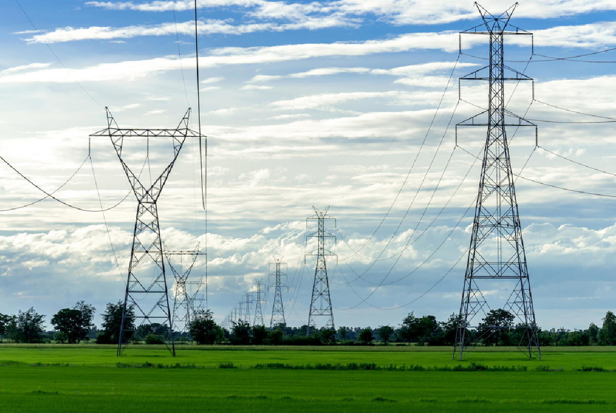 El regadío afronta, como puede, la tormenta eléctrica: el precio de la luz se duplica